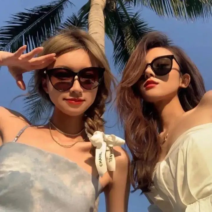 暴力唤醒 海报